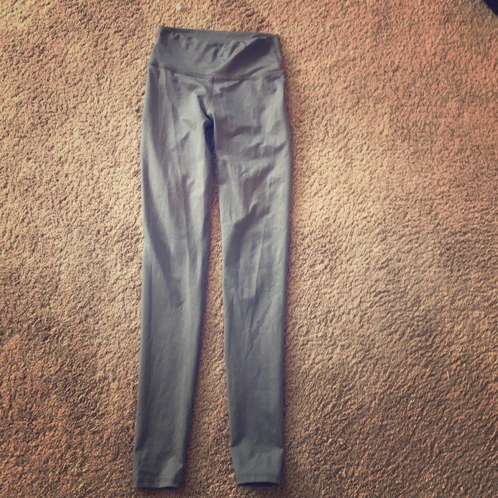 Grey Fabletics leggings